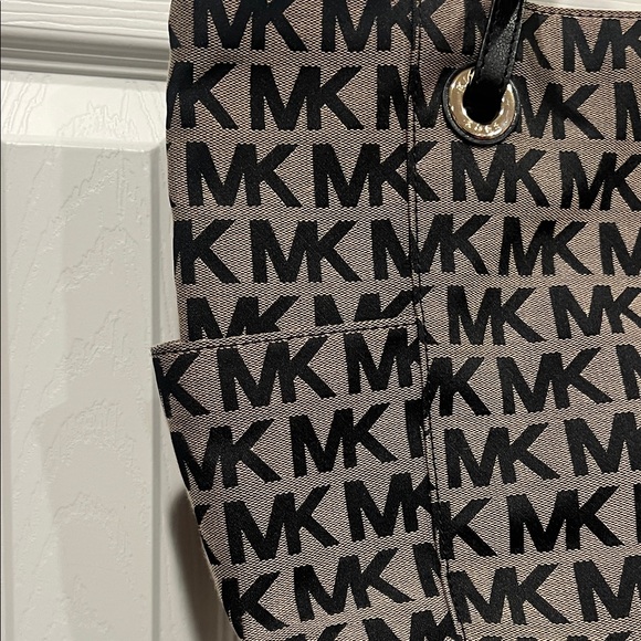 Michael Kors Brown and Tan Logo Tote - Picture 4 of 16